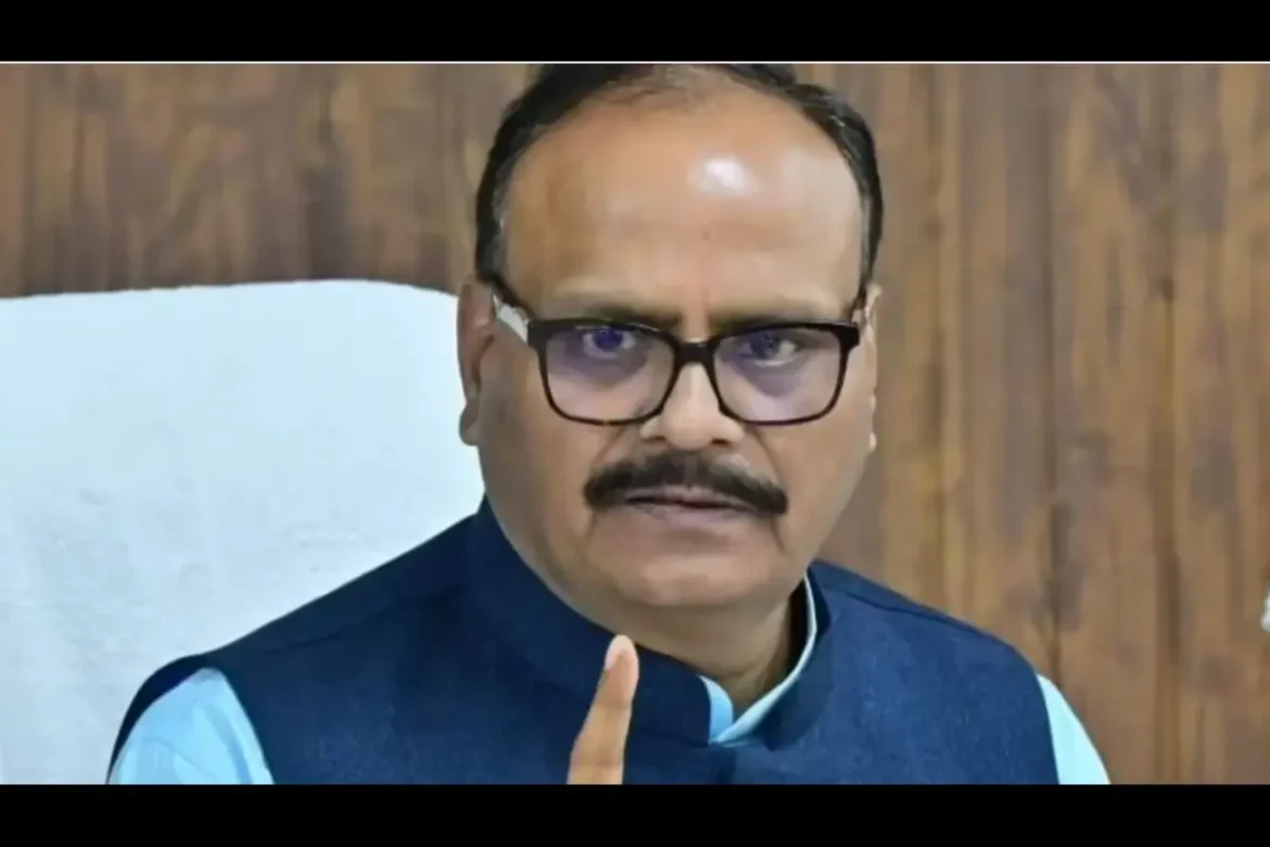 District Hospital बरेली के अफसरों को लगी गरीब की आह, स्वास्थ्य मंत्री ने दिए डाइरेक्ट एक्शन के आदेश