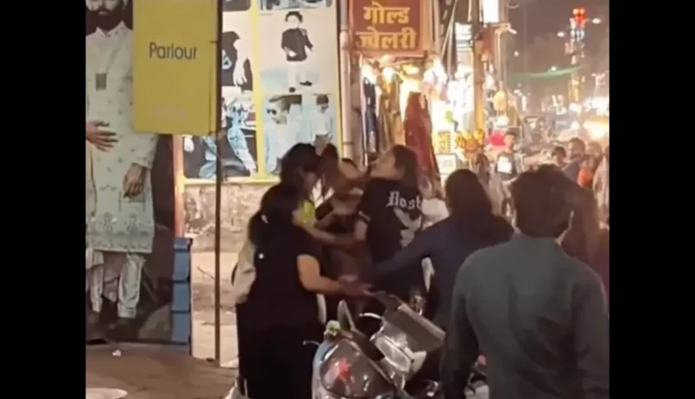 Street Fight, Jabalpur
