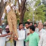 Narendra Modi, Cong Protest