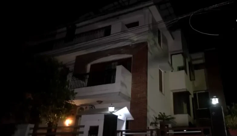 AC Blast, Delhi Hause Khas, world Bank