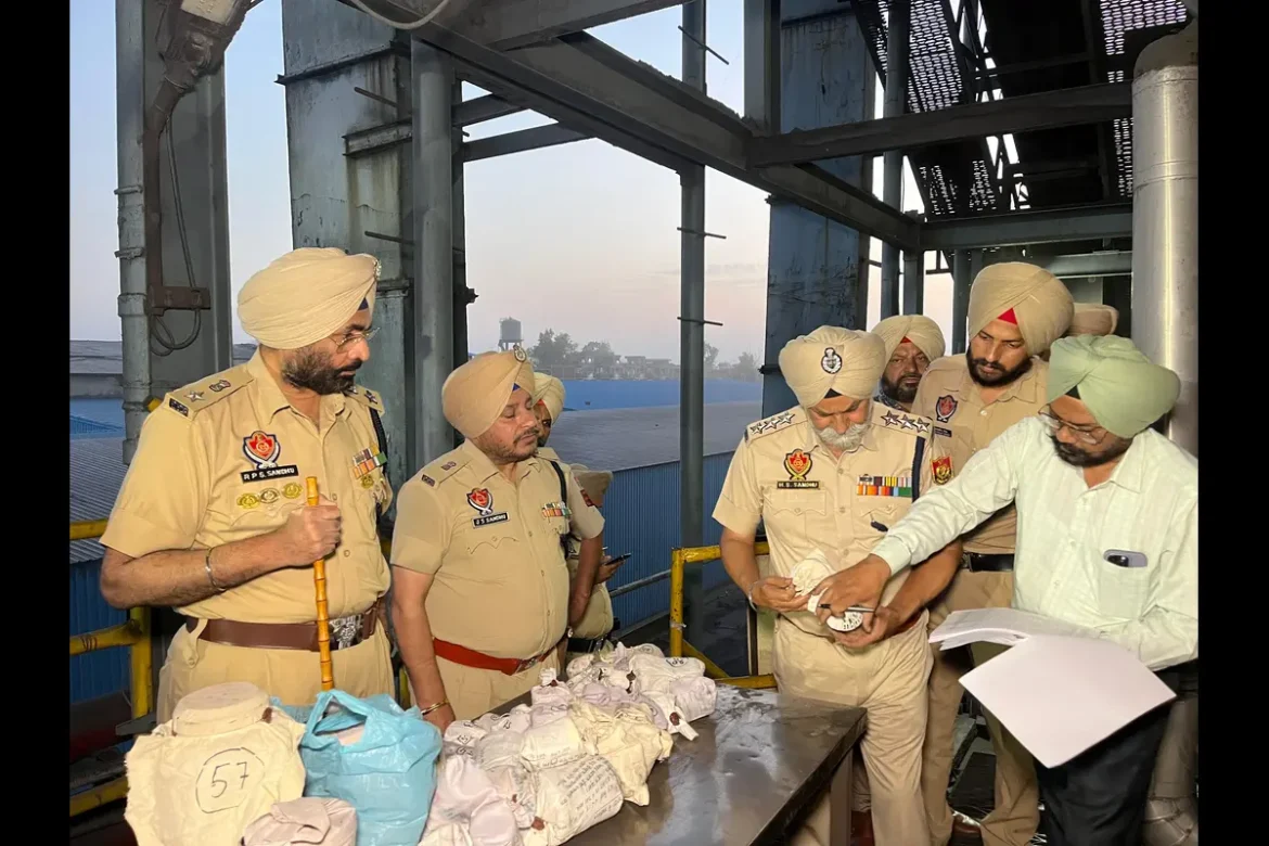 Amritsar Police ने सवा क्विंटल से ज्यादा ड्रग्स-नशीले इंजेक्शन किए आग के हवाले-देखें वीडियो