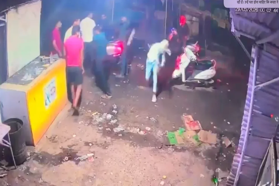 Ranjhi Bomb Hurling बदमाशों ने शराब की दुकान पर बम दागे और फरार हो गए