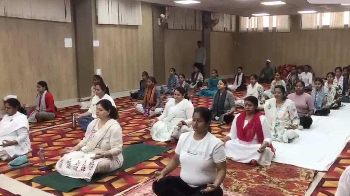 Rahgiri 2nd Sunday योग के साथ टेरो और न्यूमेरोलॉजी के भी स्टॉल